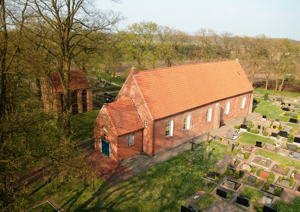 Kirchen // Gemeinde Westoverledingen